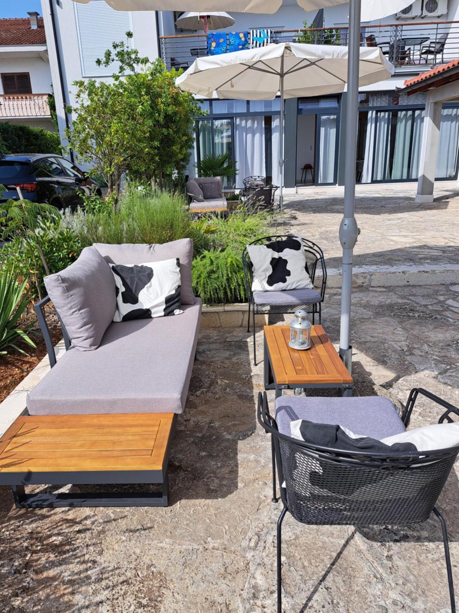 Apartmani Kameno Sidro Bilice Exterior photo