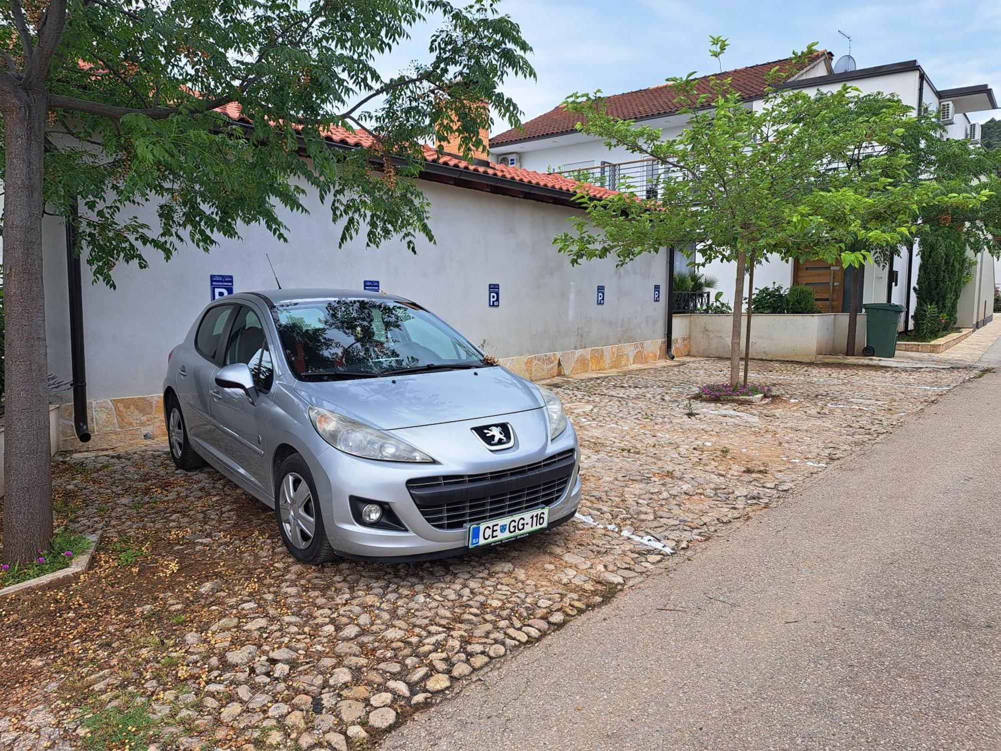 Apartmani Kameno Sidro Bilice Exterior photo