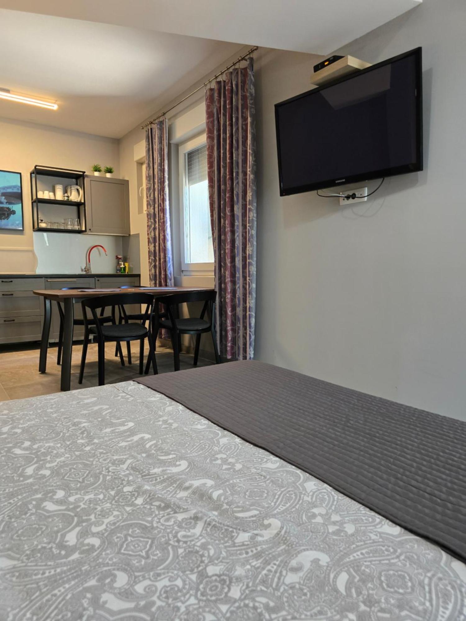 Apartmani Kameno Sidro Bilice Room photo